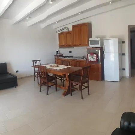 Attico Via Della Pineta 5 Minuti Dal Mare *